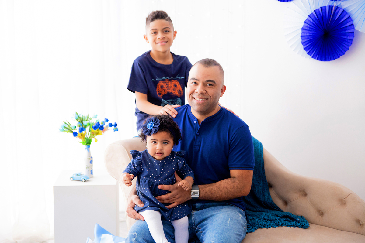 acompanhamento mensal de bebe caxias do sul figurino cenario tematico  personagem foto infantil serra gaucha fotografia familia mundo azul rosa ensaio fotografico crianca newborn baby menino menina smash the cake esmague o bolo banheira urso circo