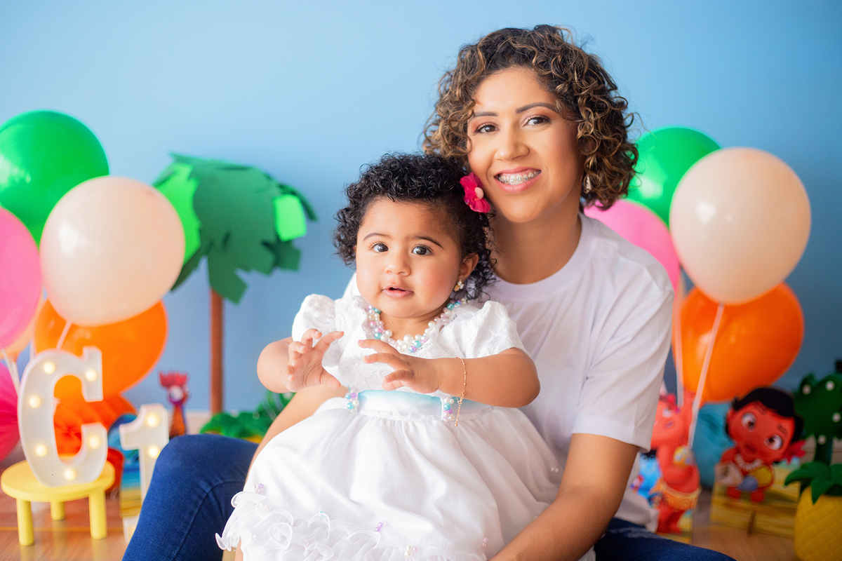 acompanhamento mensal de bebe caxias do sul figurino cenario tematico  personagem foto infantil serra gaucha fotografia familia mundo azul rosa ensaio fotografico crianca newborn baby menino menina smash the cake esmague o bolo banheira urso circo