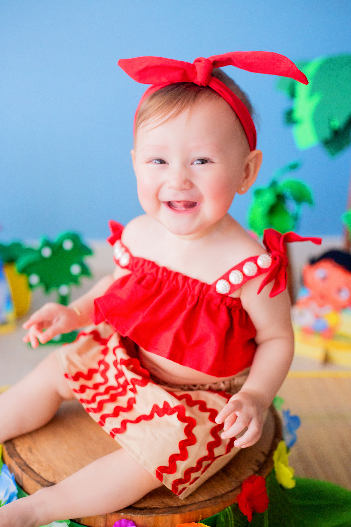 acompanhamento mensal de bebe caxias do sul figurino cenario tematico  personagem foto infantil serra gaucha fotografia familia mundo azul rosa ensaio fotografico crianca newborn baby menino menina smash the cake esmague o bolo banheira urso circo