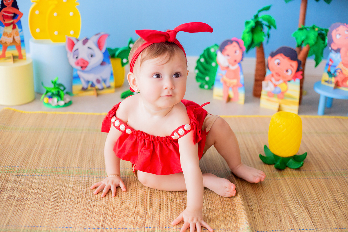 acompanhamento mensal de bebe caxias do sul figurino cenario tematico  personagem foto infantil serra gaucha fotografia familia mundo azul rosa ensaio fotografico crianca newborn baby menino menina smash the cake esmague o bolo banheira urso circo
