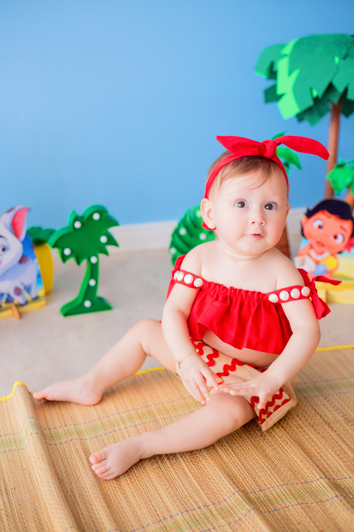 acompanhamento mensal de bebe caxias do sul figurino cenario tematico  personagem foto infantil serra gaucha fotografia familia mundo azul rosa ensaio fotografico crianca newborn baby menino menina smash the cake esmague o bolo banheira urso circo