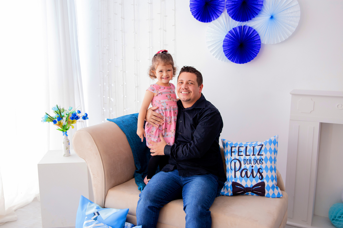 acompanhamento mensal de bebe caxias do sul figurino cenario tematico  personagem foto infantil serra gaucha fotografia familia mundo azul rosa ensaio fotografico crianca newborn baby menino menina smash the cake esmague o bolo banheira urso circo