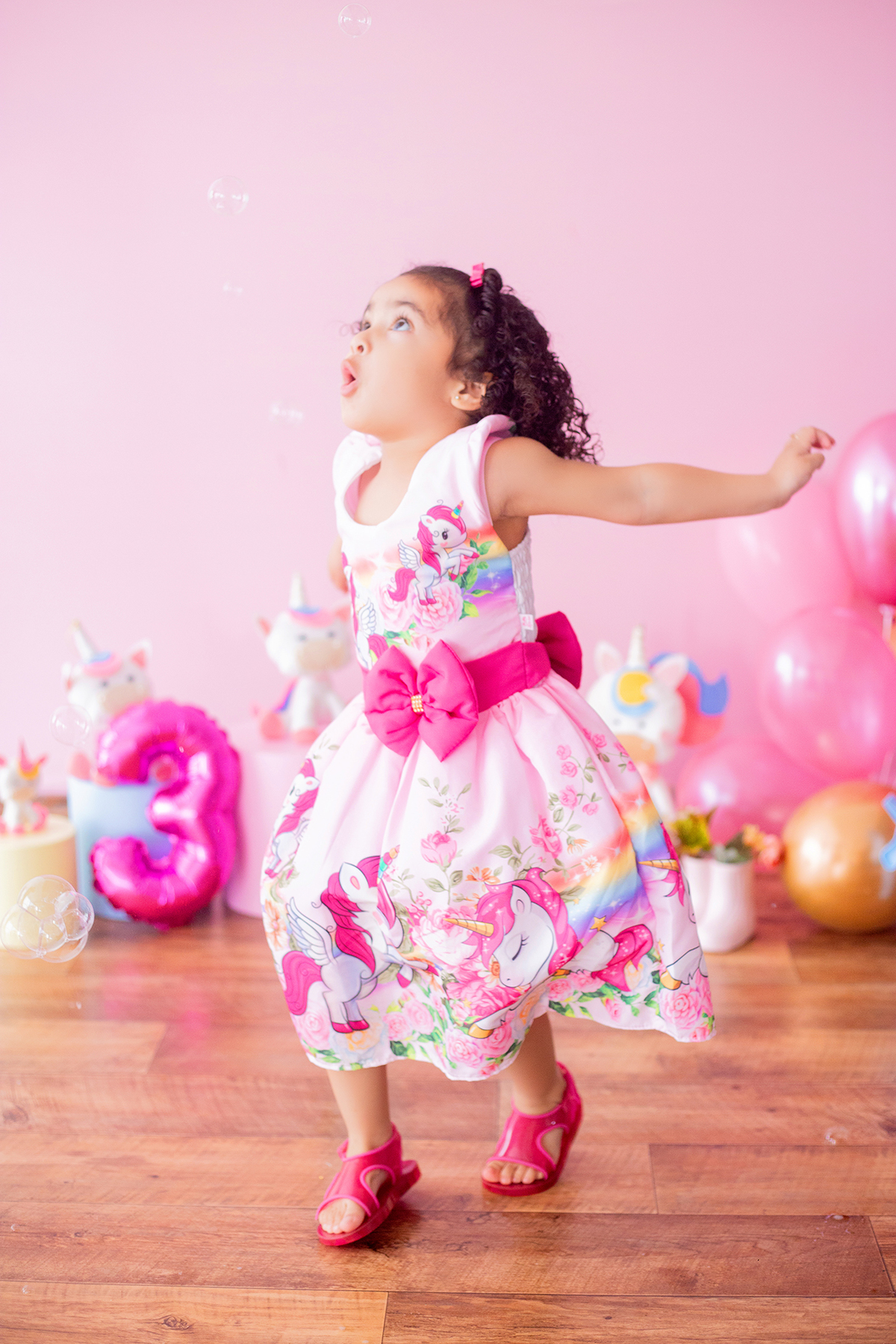 acompanhamento mensal de bebe caxias do sul figurino cenario tematico  personagem foto infantil serra gaucha fotografia familia mundo azul rosa ensaio fotografico crianca newborn baby menino menina smash the cake esmague o bolo banheira urso circo