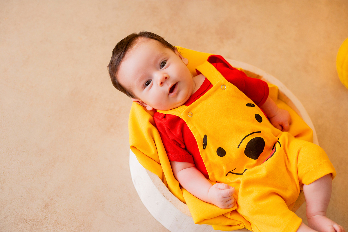 acompanhamento mensal de bebe caxias do sul figurino cenario tematico  personagem foto infantil serra gaucha fotografia familia mundo azul rosa ensaio fotografico crianca newborn baby menino menina smash the cake esmague o bolo banheira urso circo