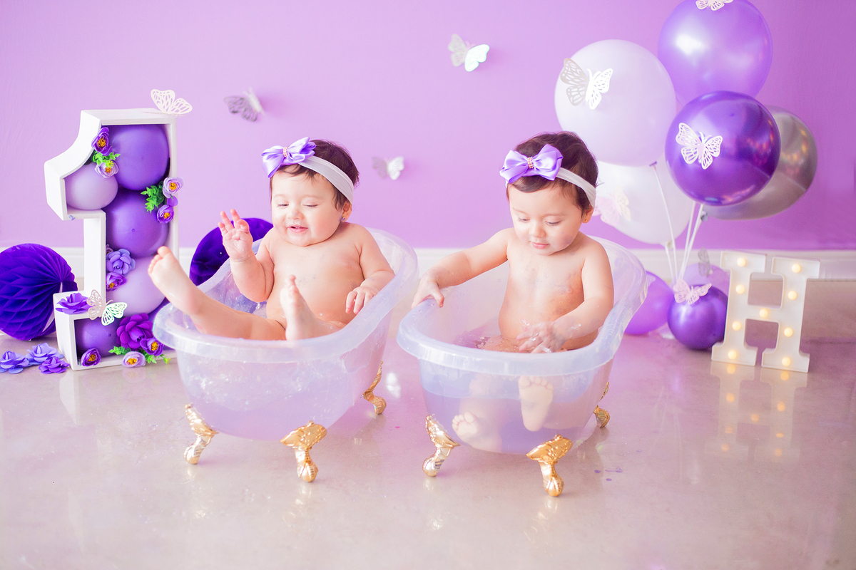 acompanhamento mensal de bebe caxias do sul figurino cenario tematico  personagem foto infantil serra gaucha fotografia familia mundo azul rosa ensaio fotografico crianca newborn baby menino menina smash the cake esmague o bolo banheira urso circo