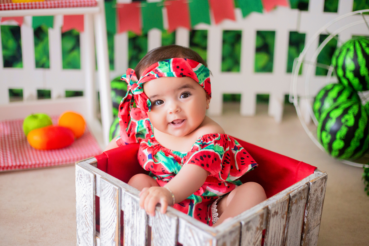 acompanhamento mensal de bebe caxias do sul figurino cenario tematico  personagem foto infantil serra gaucha fotografia familia mundo azul rosa ensaio fotografico crianca newborn baby menino menina smash the cake esmague o bolo banheira urso circo
