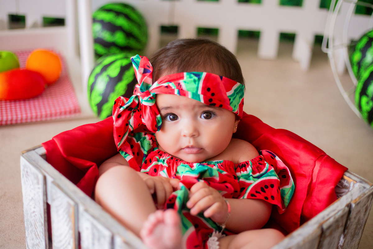 acompanhamento mensal de bebe caxias do sul figurino cenario tematico  personagem foto infantil serra gaucha fotografia familia mundo azul rosa ensaio fotografico crianca newborn baby menino menina smash the cake esmague o bolo banheira urso circo