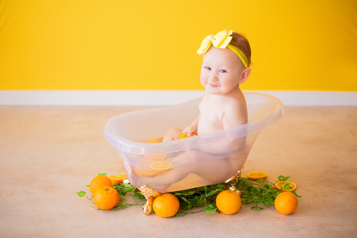 acompanhamento mensal de bebe caxias do sul figurino cenario tematico  personagem foto infantil serra gaucha fotografia familia mundo azul rosa ensaio fotografico crianca newborn baby menino menina smash the cake esmague o bolo banheira urso circo
