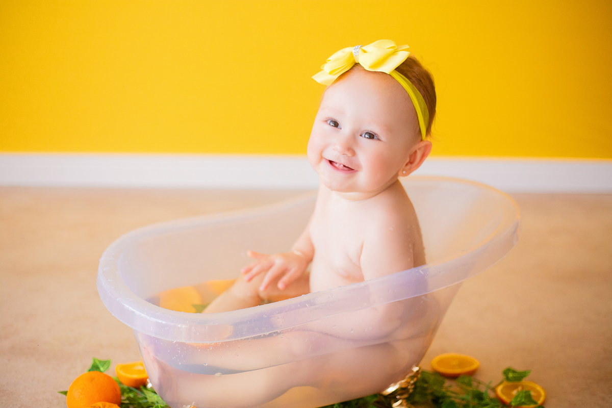 acompanhamento mensal de bebe caxias do sul figurino cenario tematico  personagem foto infantil serra gaucha fotografia familia mundo azul rosa ensaio fotografico crianca newborn baby menino menina smash the cake esmague o bolo banheira urso circo