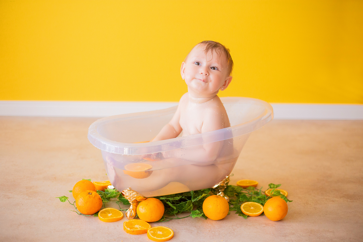 acompanhamento mensal de bebe caxias do sul figurino cenario tematico  personagem foto infantil serra gaucha fotografia familia mundo azul rosa ensaio fotografico crianca newborn baby menino menina smash the cake esmague o bolo banheira urso circo
