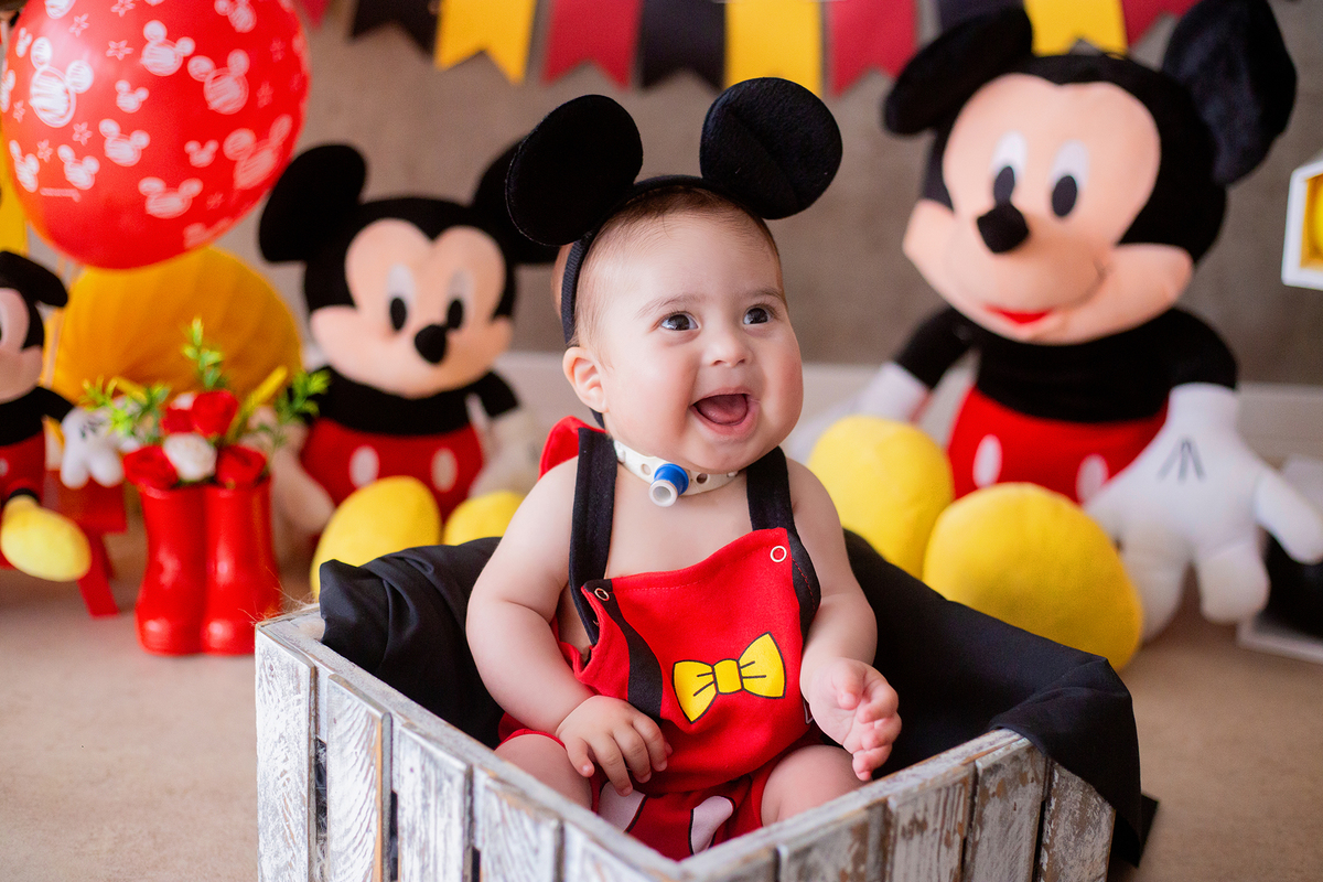 acompanhamento mensal de bebe caxias do sul figurino cenario tematico  personagem foto infantil serra gaucha fotografia familia mundo azul rosa ensaio fotografico crianca newborn baby menino menina smash the cake esmague o bolo banheira urso circo