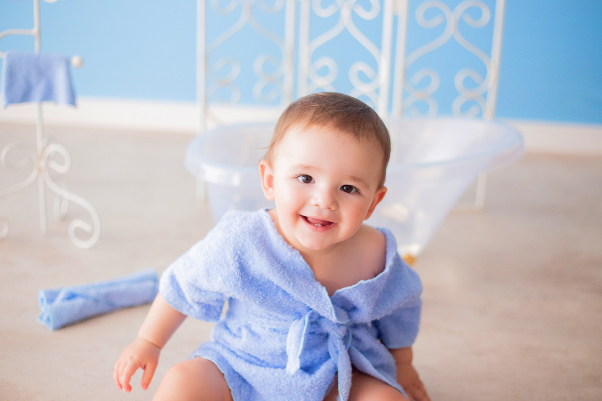 acompanhamento mensal de bebe caxias do sul figurino cenario tematico  personagem foto infantil serra gaucha fotografia familia mundo azul rosa ensaio fotografico crianca newborn baby menino menina smash the cake esmague o bolo banheira urso circo