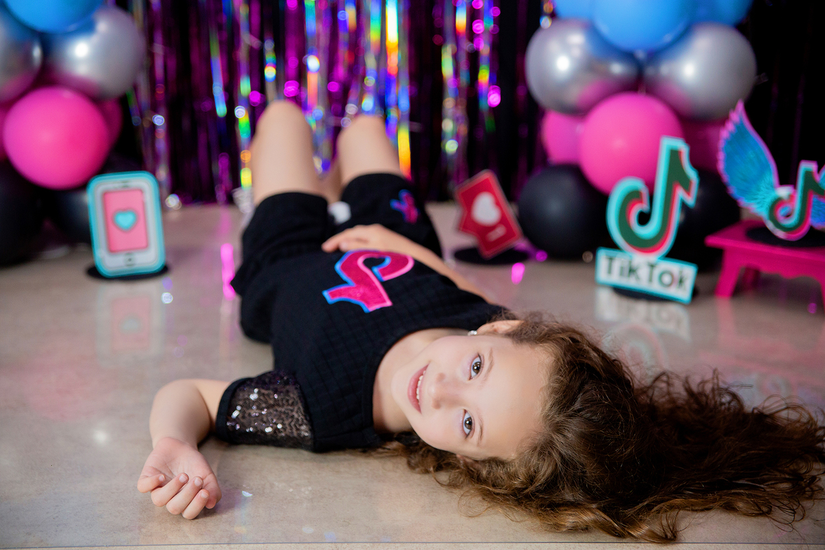 acompanhamento mensal de bebe caxias do sul figurino cenario tematico  personagem foto infantil serra gaucha fotografia familia mundo azul rosa ensaio fotografico crianca newborn baby menino menina smash the cake esmague o bolo banheira urso circo