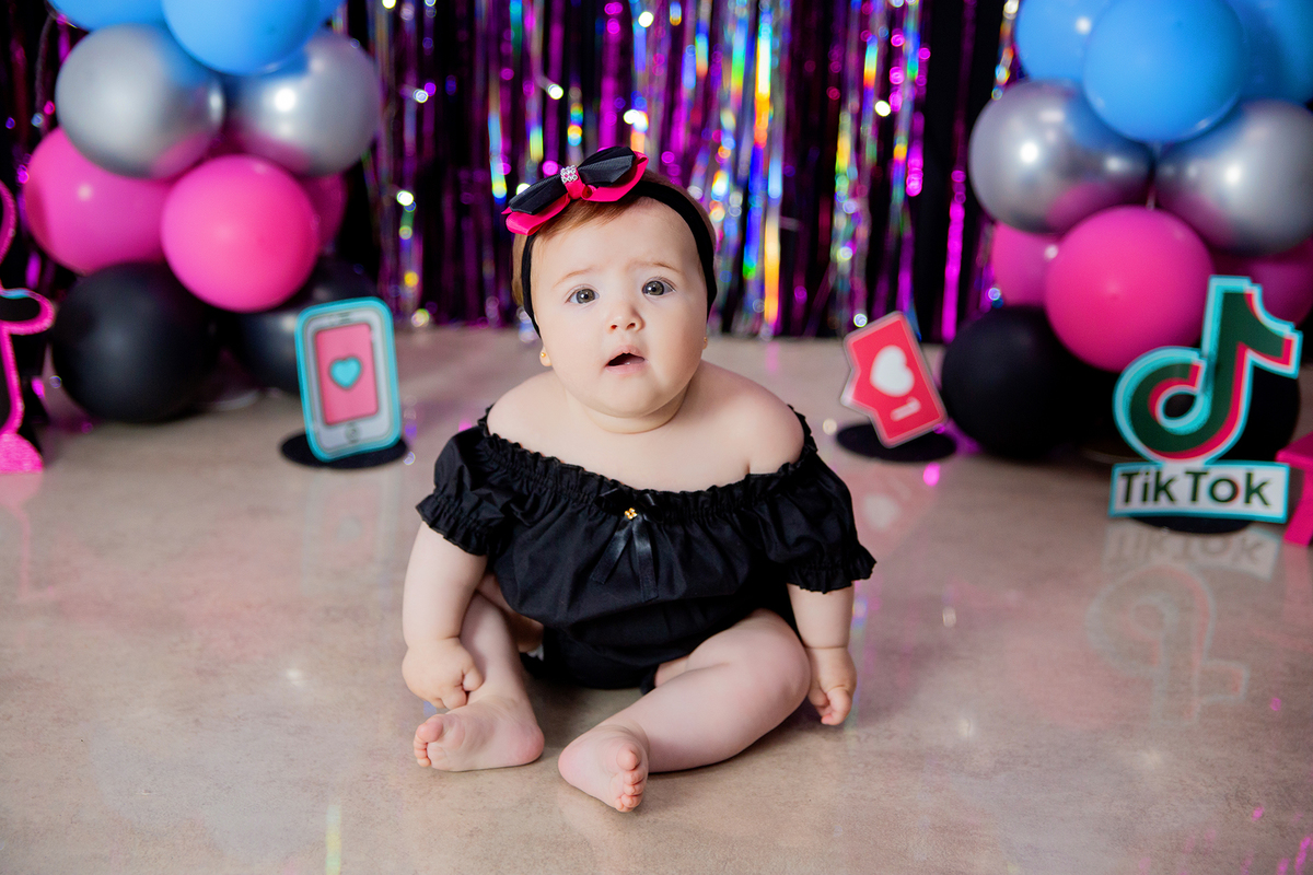 acompanhamento mensal de bebe caxias do sul figurino cenario tematico  personagem foto infantil serra gaucha fotografia familia mundo azul rosa ensaio fotografico crianca newborn baby menino menina smash the cake esmague o bolo banheira urso circo