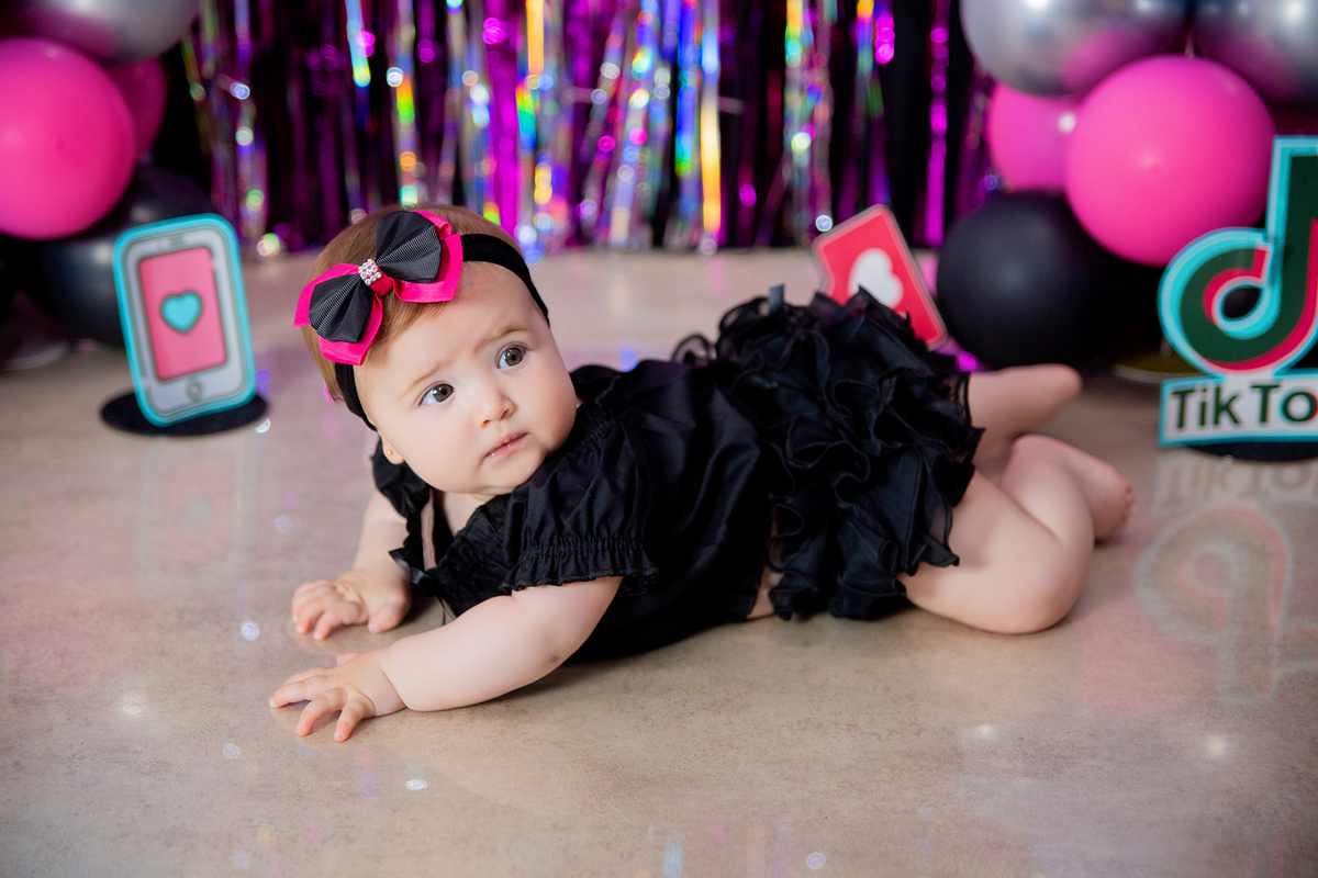 acompanhamento mensal de bebe caxias do sul figurino cenario tematico  personagem foto infantil serra gaucha fotografia familia mundo azul rosa ensaio fotografico crianca newborn baby menino menina smash the cake esmague o bolo banheira urso circo