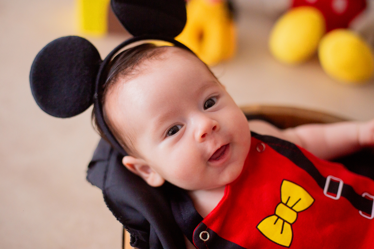 acompanhamento mensal de bebe caxias do sul figurino cenario tematico  personagem foto infantil serra gaucha fotografia familia mundo azul rosa ensaio fotografico crianca newborn baby menino menina smash the cake esmague o bolo banheira urso circo