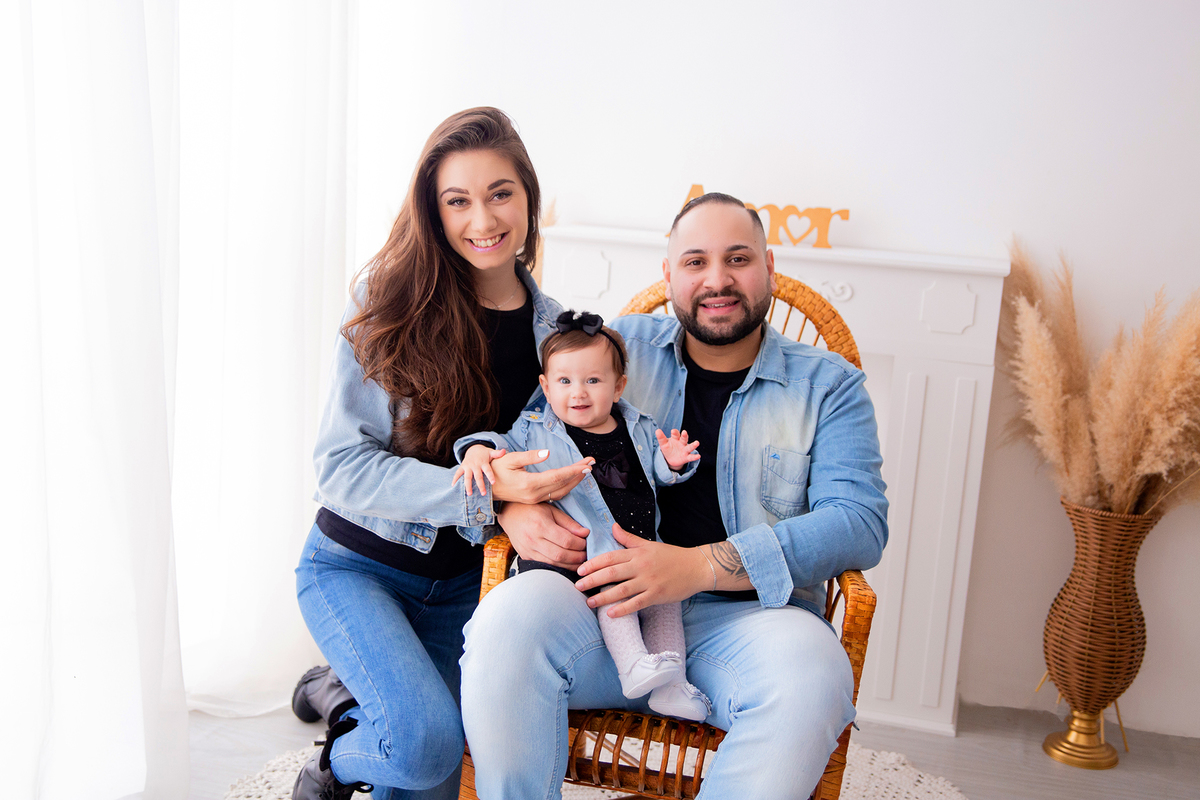 acompanhamento mensal de bebe caxias do sul figurino cenario tematico  personagem foto infantil serra gaucha fotografia familia mundo azul rosa ensaio fotografico crianca newborn baby menino menina smash the cake esmague o bolo banheira urso circo