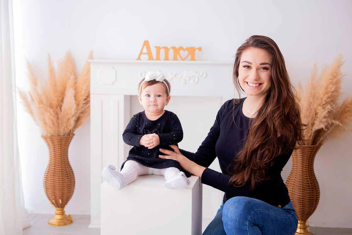 acompanhamento mensal de bebe caxias do sul figurino cenario tematico  personagem foto infantil serra gaucha fotografia familia mundo azul rosa ensaio fotografico crianca newborn baby menino menina smash the cake esmague o bolo banheira urso circo