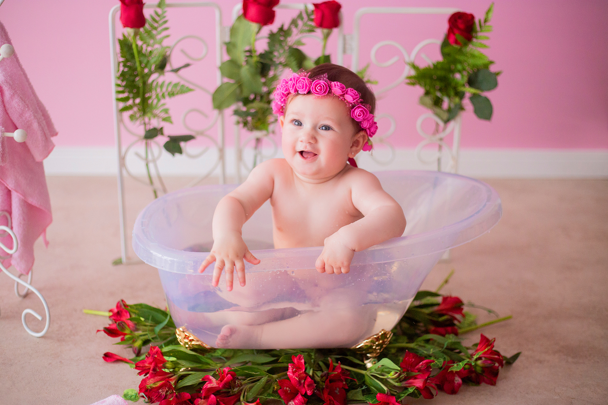 acompanhamento mensal de bebe caxias do sul figurino cenario tematico  personagem foto infantil serra gaucha fotografia familia mundo azul rosa ensaio fotografico crianca newborn baby menino menina smash the cake esmague o bolo banheira urso circo