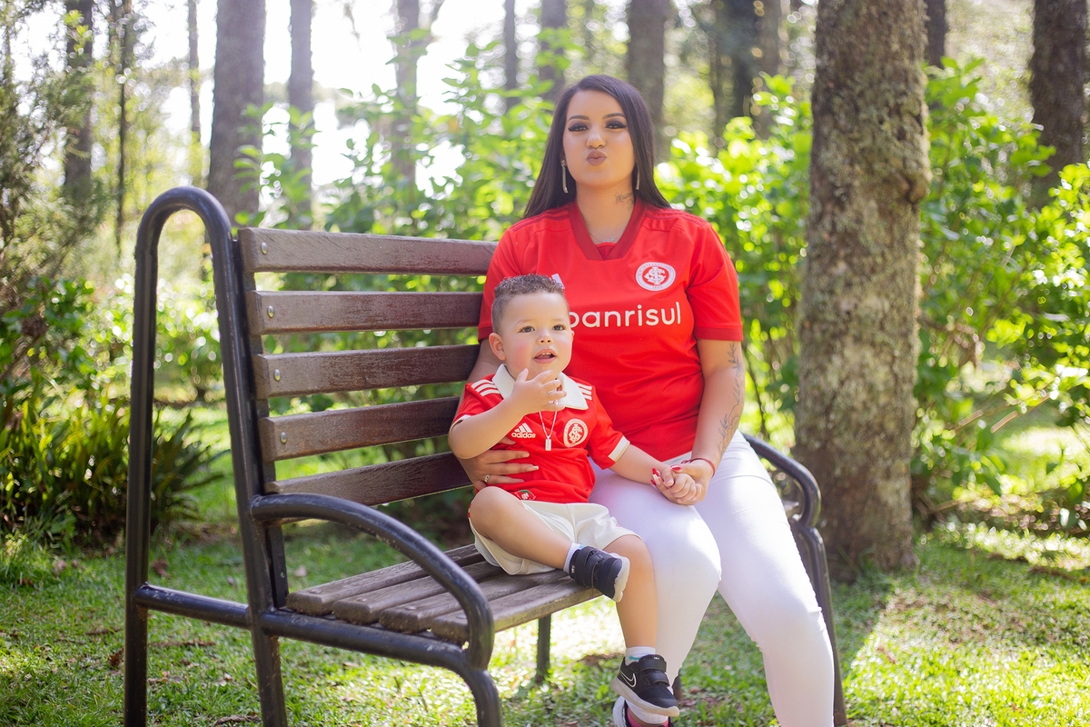 acompanhamento mensal de bebe caxias do sul figurino cenario tematico  personagem foto infantil serra gaucha fotografia familia mundo azul rosa ensaio fotografico crianca newborn baby menino menina smash the cake esmague o bolo banheira urso circo