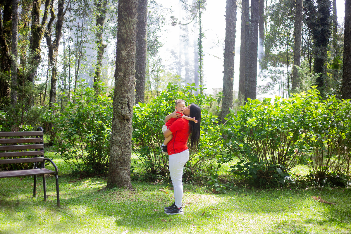 acompanhamento mensal de bebe caxias do sul figurino cenario tematico  personagem foto infantil serra gaucha fotografia familia mundo azul rosa ensaio fotografico crianca newborn baby menino menina smash the cake esmague o bolo banheira urso circo