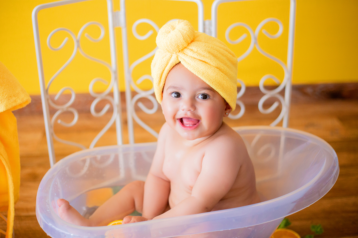 acompanhamento mensal de bebe caxias do sul figurino cenario tematico  personagem foto infantil serra gaucha fotografia familia mundo azul rosa ensaio fotografico crianca newborn baby menino menina smash the cake esmague o bolo banheira urso circo