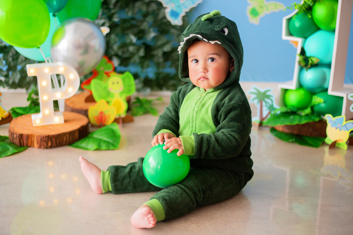 acompanhamento mensal de bebe caxias do sul figurino cenario tematico  personagem foto infantil serra gaucha fotografia familia mundo azul rosa ensaio fotografico crianca newborn baby menino menina smash the cake esmague o bolo banheira urso circo