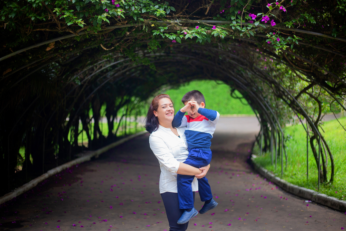 acompanhamento mensal de bebe caxias do sul figurino cenario tematico  personagem foto infantil serra gaucha fotografia familia mundo azul rosa ensaio fotografico crianca newborn baby menino menina smash the cake esmague o bolo banheira urso circo