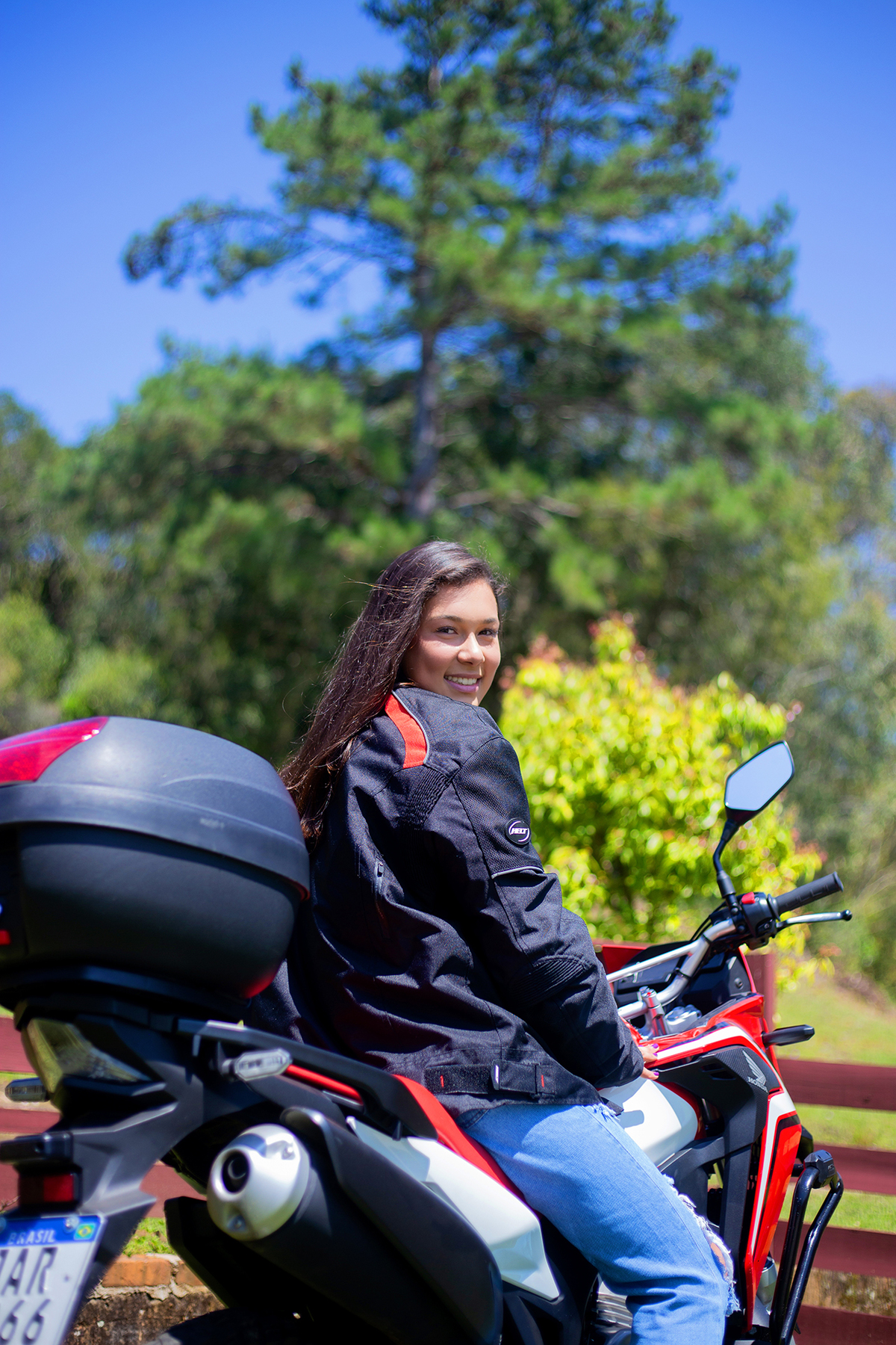 acompanhamento mensal de bebe caxias do sul figurino cenario tematico  personagem foto infantil serra gaucha fotografia familia mundo azul rosa ensaio fotografico crianca newborn baby menino menina smash the cake esmague o bolo banheira urso circo