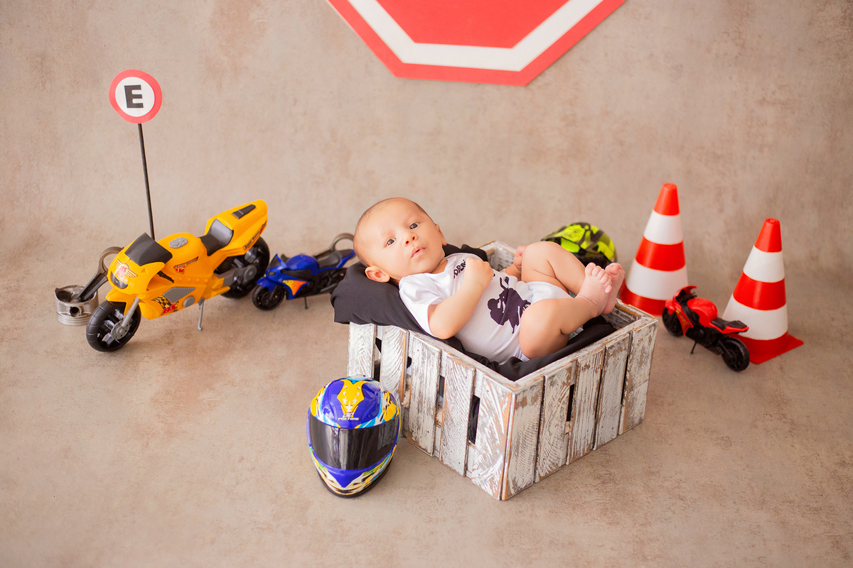 acompanhamento mensal de bebe caxias do sul figurino cenario tematico  personagem foto infantil serra gaucha fotografia familia mundo azul rosa ensaio fotografico crianca newborn baby menino menina smash the cake esmague o bolo banheira urso circo