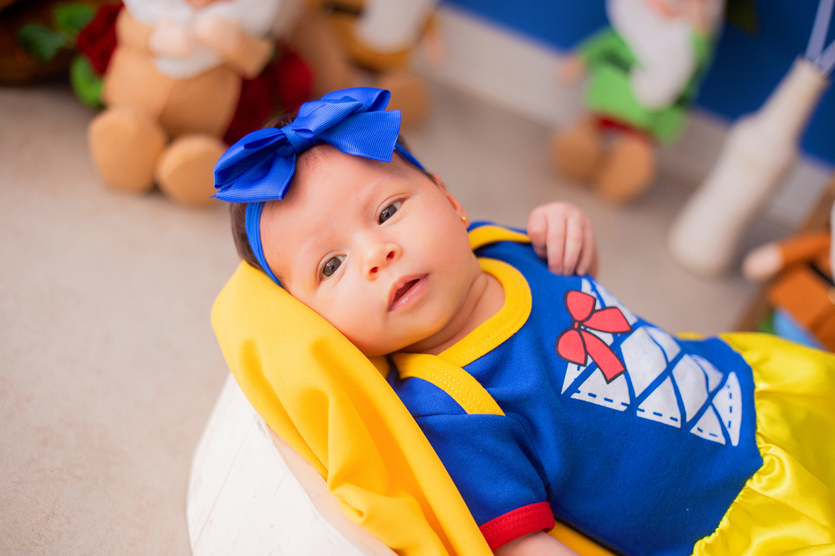 acompanhamento mensal de bebe caxias do sul figurino cenario tematico  personagem foto infantil serra gaucha fotografia familia mundo azul rosa ensaio fotografico crianca newborn baby menino menina smash the cake esmague o bolo banheira urso circo