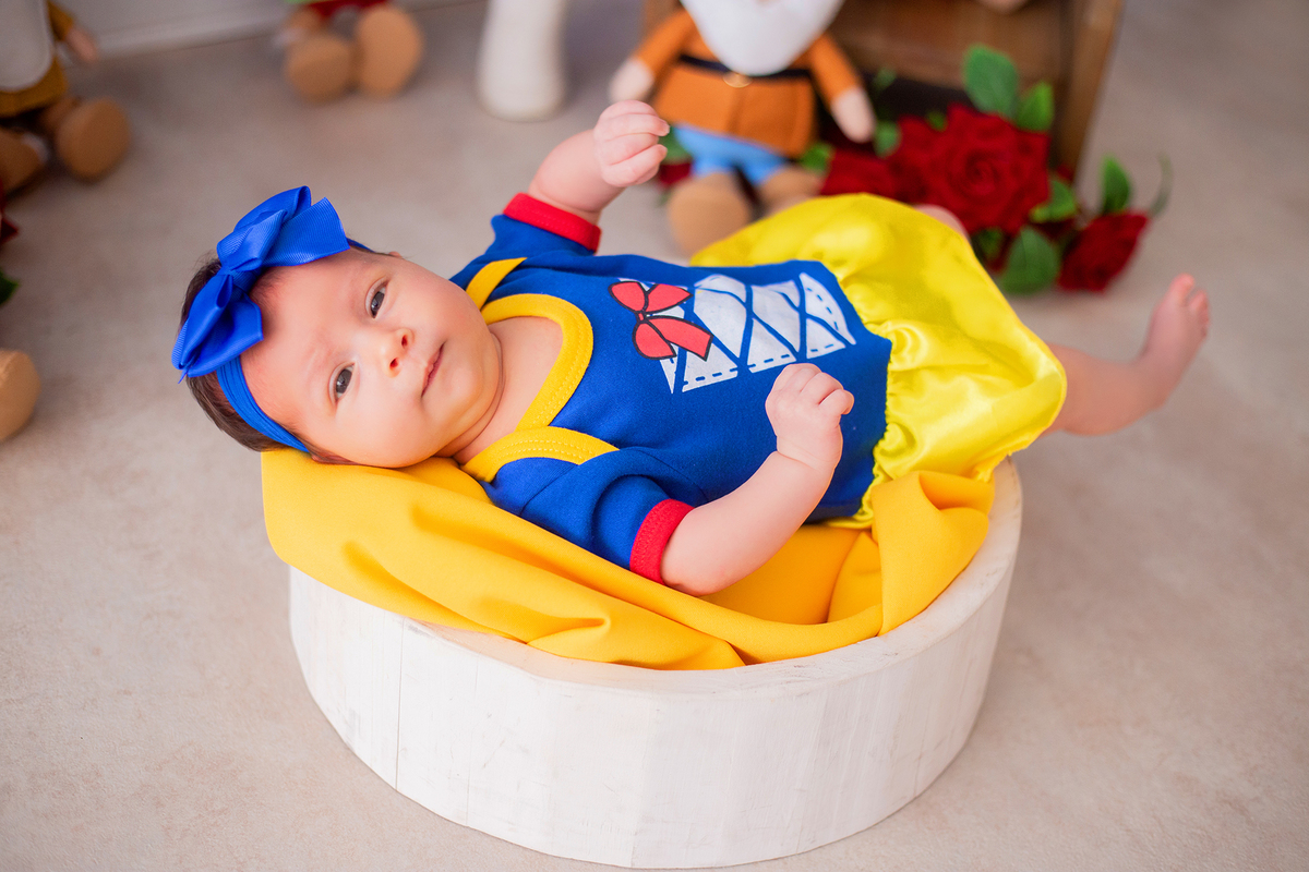 acompanhamento mensal de bebe caxias do sul figurino cenario tematico  personagem foto infantil serra gaucha fotografia familia mundo azul rosa ensaio fotografico crianca newborn baby menino menina smash the cake esmague o bolo banheira urso circo