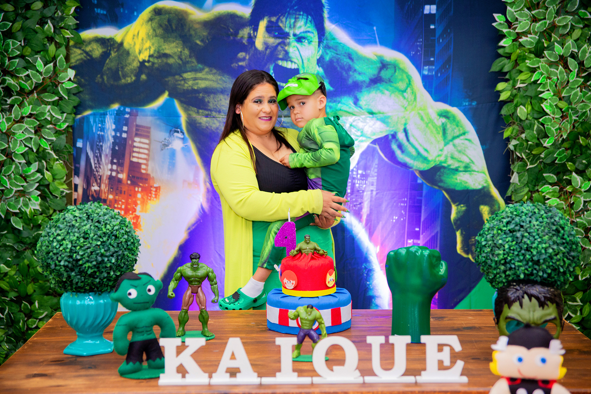 acompanhamento mensal de bebe caxias do sul figurino cenario tematico  personagem foto infantil serra gaucha fotografia familia mundo azul rosa ensaio fotografico crianca newborn baby menino menina smash the cake esmague o bolo banheira urso circo