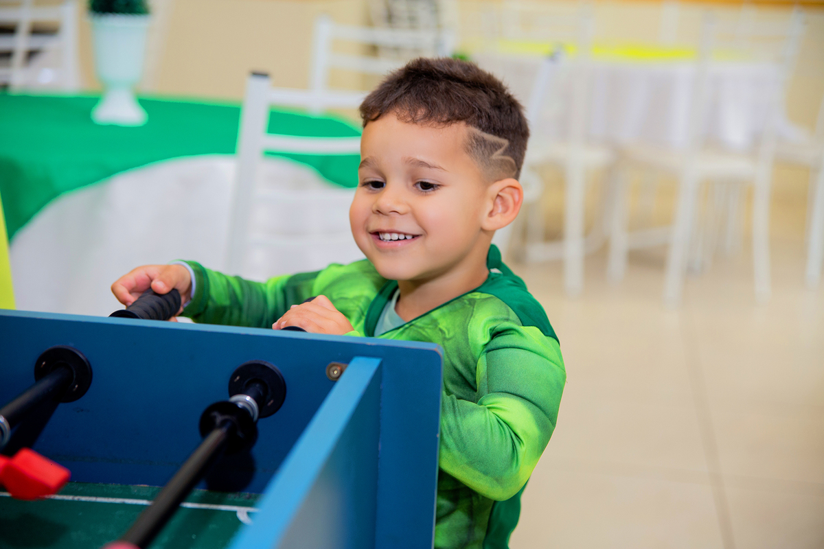 acompanhamento mensal de bebe caxias do sul figurino cenario tematico  personagem foto infantil serra gaucha fotografia familia mundo azul rosa ensaio fotografico crianca newborn baby menino menina smash the cake esmague o bolo banheira urso circo