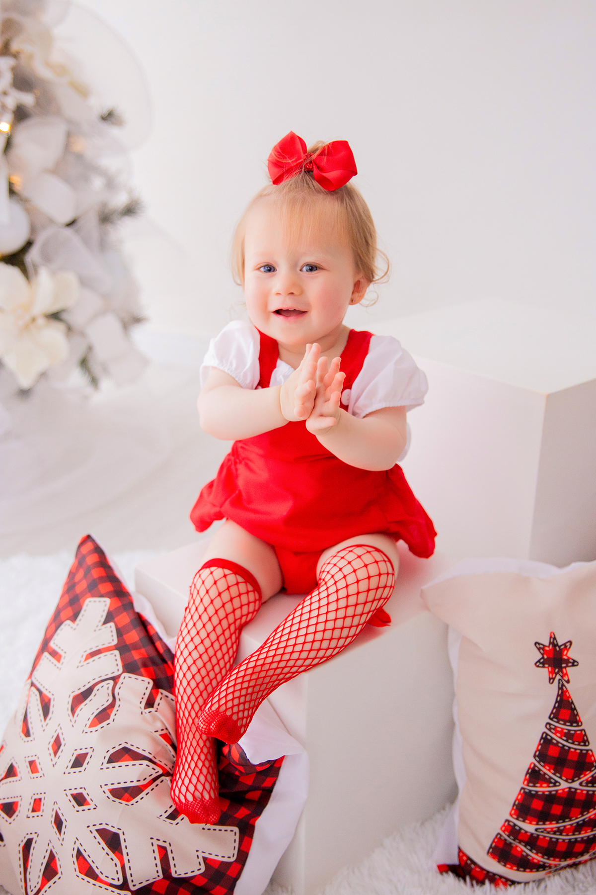 acompanhamento mensal de bebe caxias do sul figurino cenario tematico  personagem foto infantil serra gaucha fotografia familia mundo azul rosa ensaio fotografico crianca newborn baby menino menina smash the cake esmague o bolo banheira urso circo