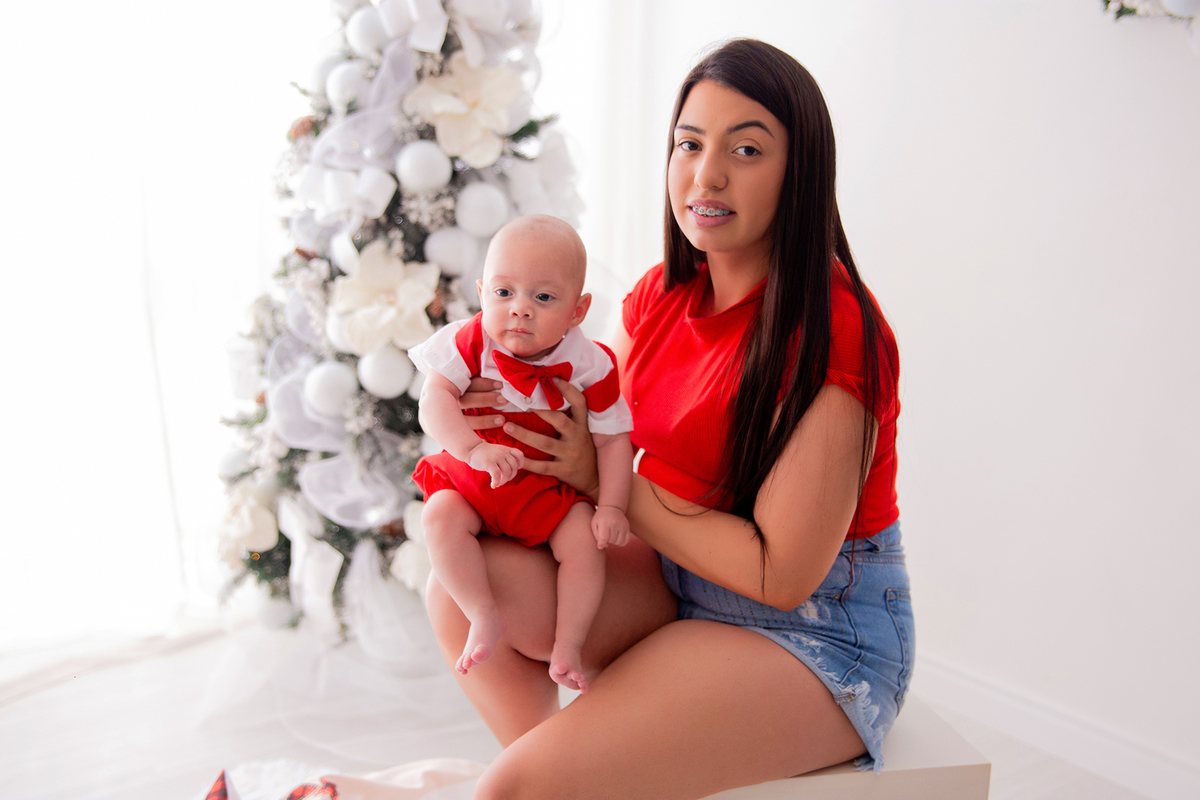 acompanhamento mensal de bebe caxias do sul figurino cenario tematico  personagem foto infantil serra gaucha fotografia familia mundo azul rosa ensaio fotografico crianca newborn baby menino menina smash the cake esmague o bolo banheira urso circo