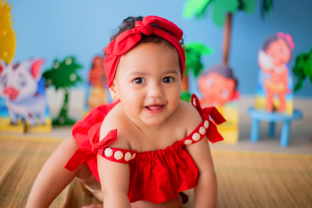 acompanhamento mensal de bebe caxias do sul figurino cenario tematico  personagem foto infantil serra gaucha fotografia familia mundo azul rosa ensaio fotografico crianca newborn baby menino menina smash the cake esmague o bolo banheira urso circo