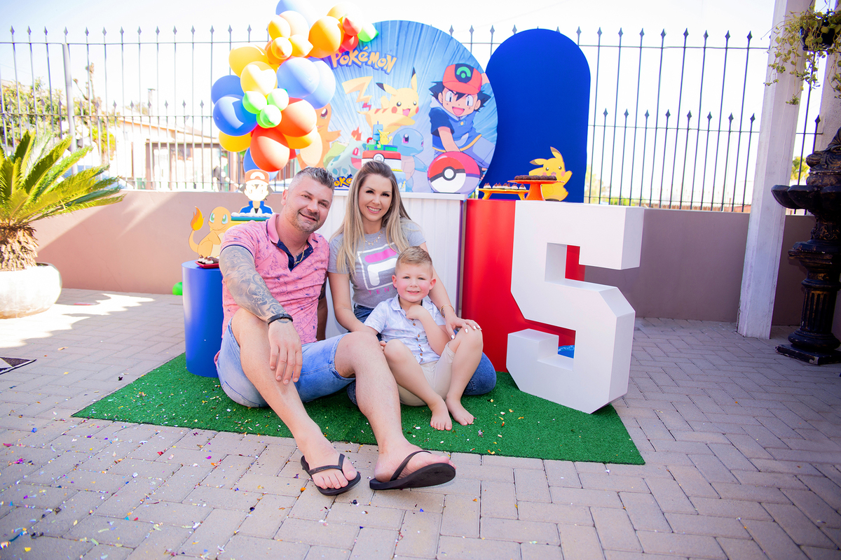 acompanhamento mensal de bebe caxias do sul figurino cenario tematico  personagem foto infantil serra gaucha fotografia familia mundo azul rosa ensaio fotografico crianca newborn baby menino menina smash the cake esmague o bolo banheira urso circo