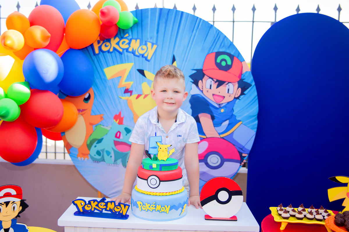 acompanhamento mensal de bebe caxias do sul figurino cenario tematico  personagem foto infantil serra gaucha fotografia familia mundo azul rosa ensaio fotografico crianca newborn baby menino menina smash the cake esmague o bolo banheira urso circo