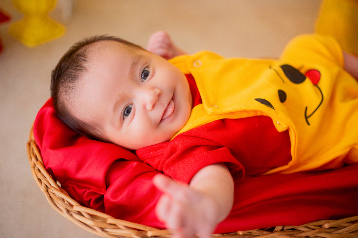 acompanhamento mensal de bebe caxias do sul figurino cenario tematico  personagem foto infantil serra gaucha fotografia familia mundo azul rosa ensaio fotografico crianca newborn baby menino menina smash the cake esmague o bolo banheira urso circo