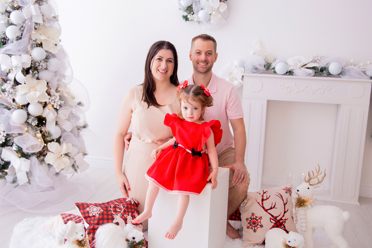 acompanhamento mensal de bebe caxias do sul figurino cenario tematico  personagem foto infantil serra gaucha fotografia familia mundo azul rosa ensaio fotografico crianca newborn baby menino menina smash the cake esmague o bolo banheira urso circo