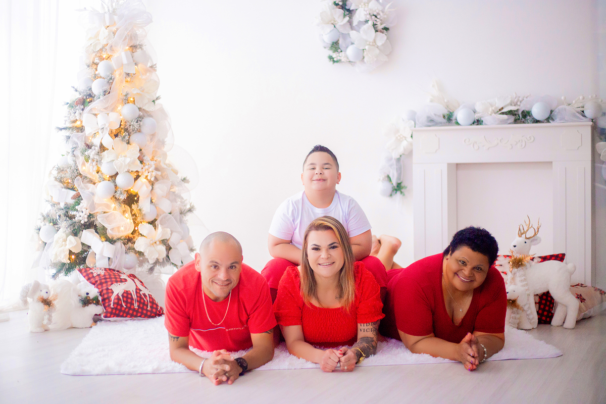 acompanhamento mensal de bebe caxias do sul figurino cenario tematico  personagem foto infantil serra gaucha fotografia familia mundo azul rosa ensaio fotografico crianca newborn baby menino menina smash the cake esmague o bolo banheira urso circo