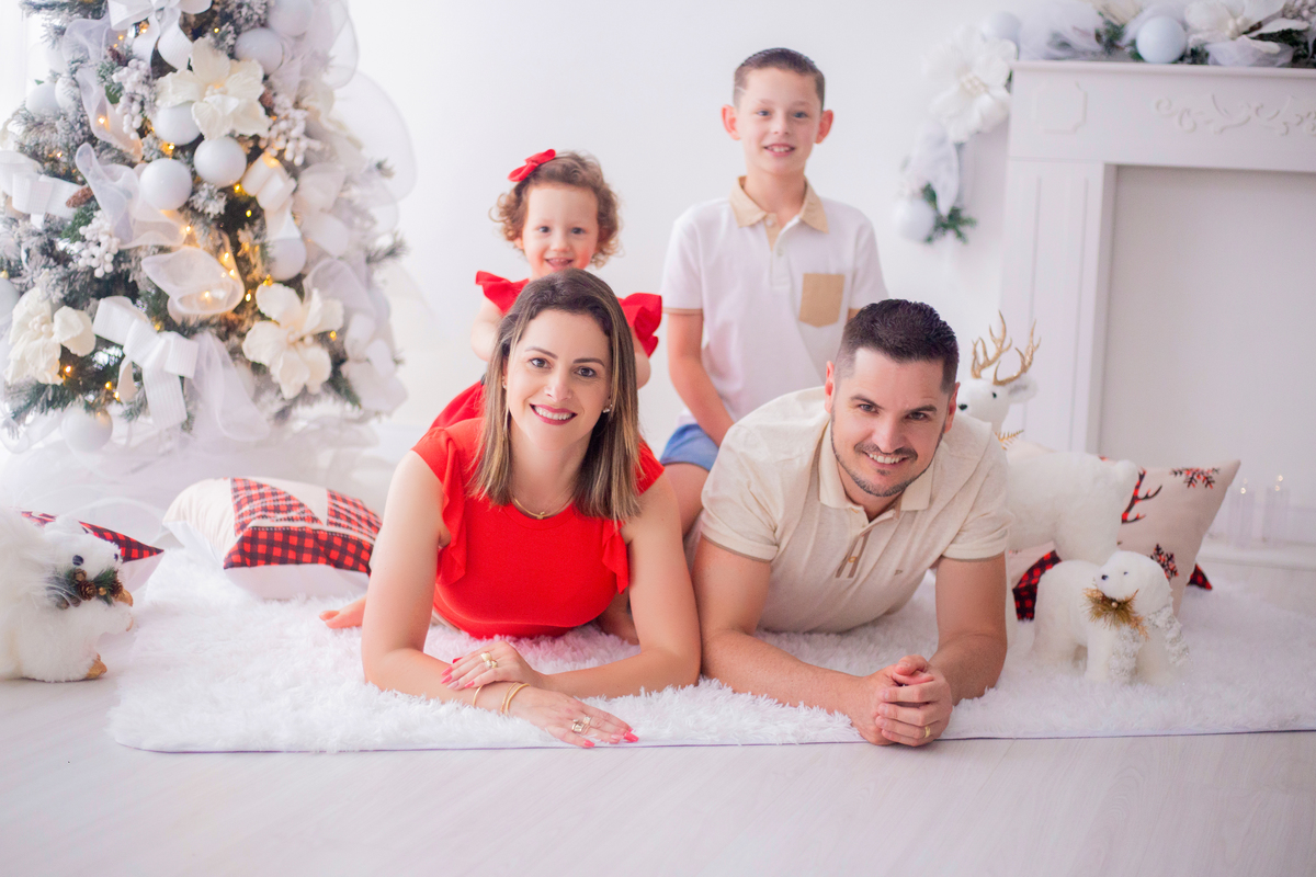 acompanhamento mensal de bebe caxias do sul figurino cenario tematico  personagem foto infantil serra gaucha fotografia familia mundo azul rosa ensaio fotografico crianca newborn baby menino menina smash the cake esmague o bolo banheira urso circo