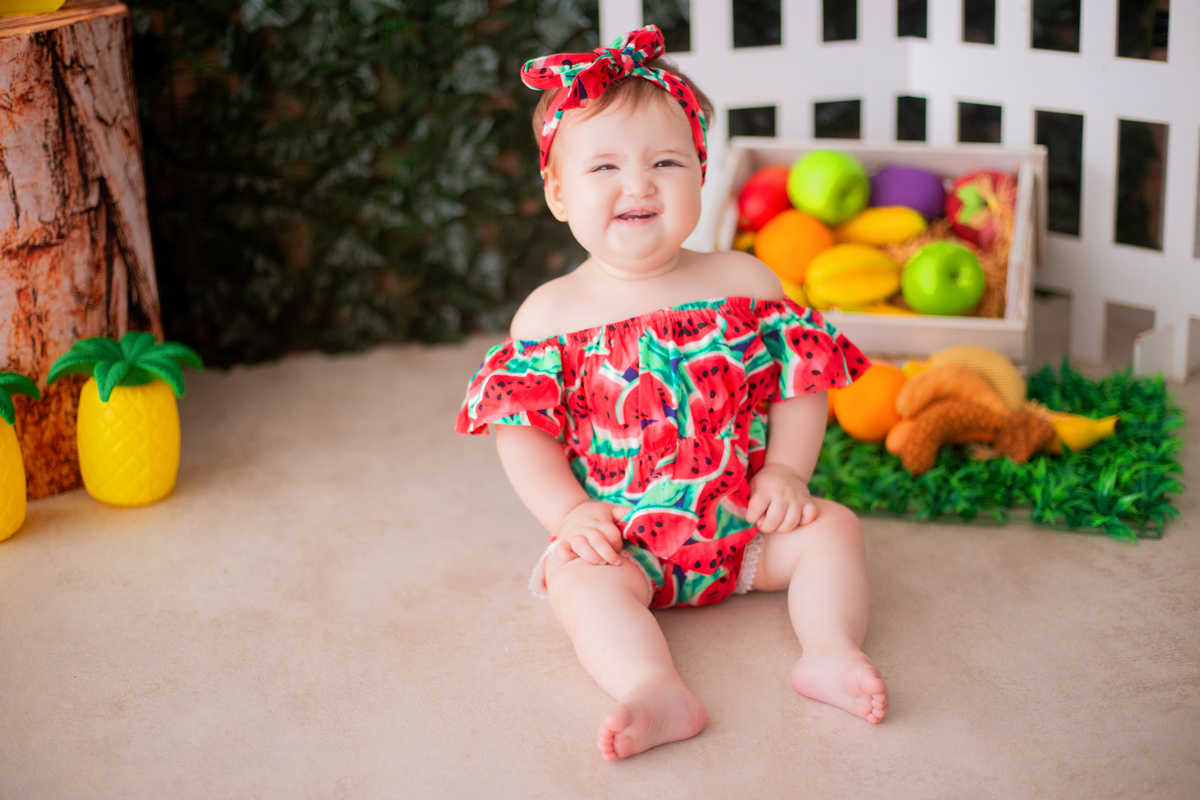 acompanhamento mensal de bebe caxias do sul figurino cenario tematico  personagem foto infantil serra gaucha fotografia familia mundo azul rosa ensaio fotografico crianca newborn baby menino menina smash the cake esmague o bolo banheira urso circo