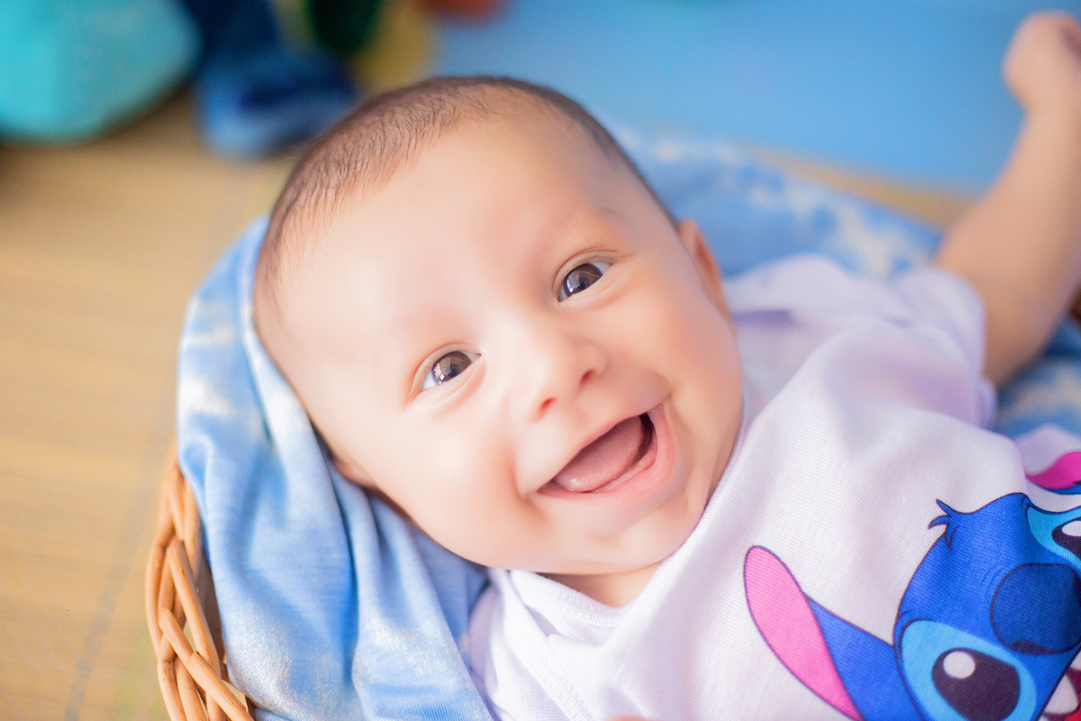 acompanhamento mensal de bebe caxias do sul figurino cenario tematico  personagem foto infantil serra gaucha fotografia familia mundo azul rosa ensaio fotografico crianca newborn baby menino menina smash the cake esmague o bolo banheira urso circo