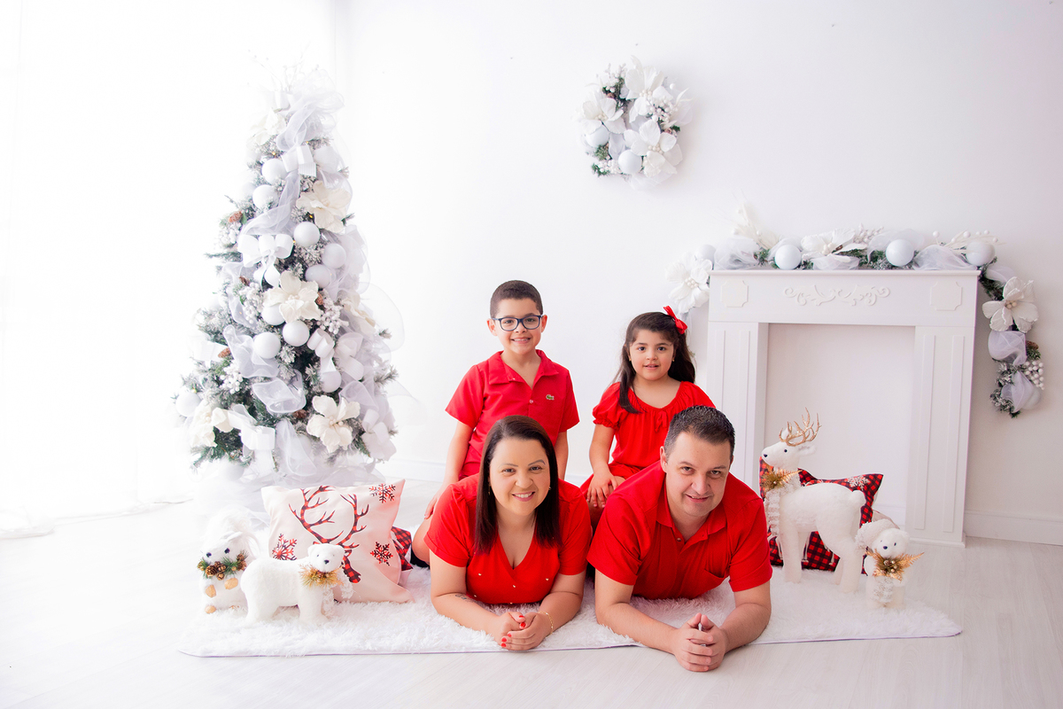 acompanhamento mensal de bebe caxias do sul figurino cenario tematico  personagem foto infantil serra gaucha fotografia familia mundo azul rosa ensaio fotografico crianca newborn baby menino menina smash the cake esmague o bolo banheira urso circo