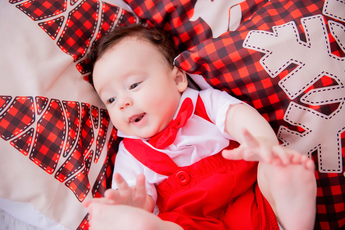 acompanhamento mensal de bebe caxias do sul figurino cenario tematico  personagem foto infantil serra gaucha fotografia familia mundo azul rosa ensaio fotografico crianca newborn baby menino menina smash the cake esmague o bolo banheira urso circo