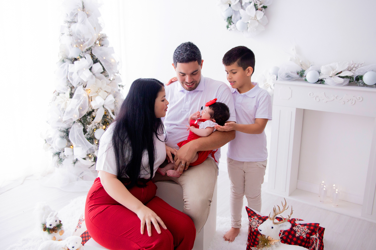 acompanhamento mensal de bebe caxias do sul figurino cenario tematico  personagem foto infantil serra gaucha fotografia familia mundo azul rosa ensaio fotografico crianca newborn baby menino menina smash the cake esmague o bolo banheira urso circo