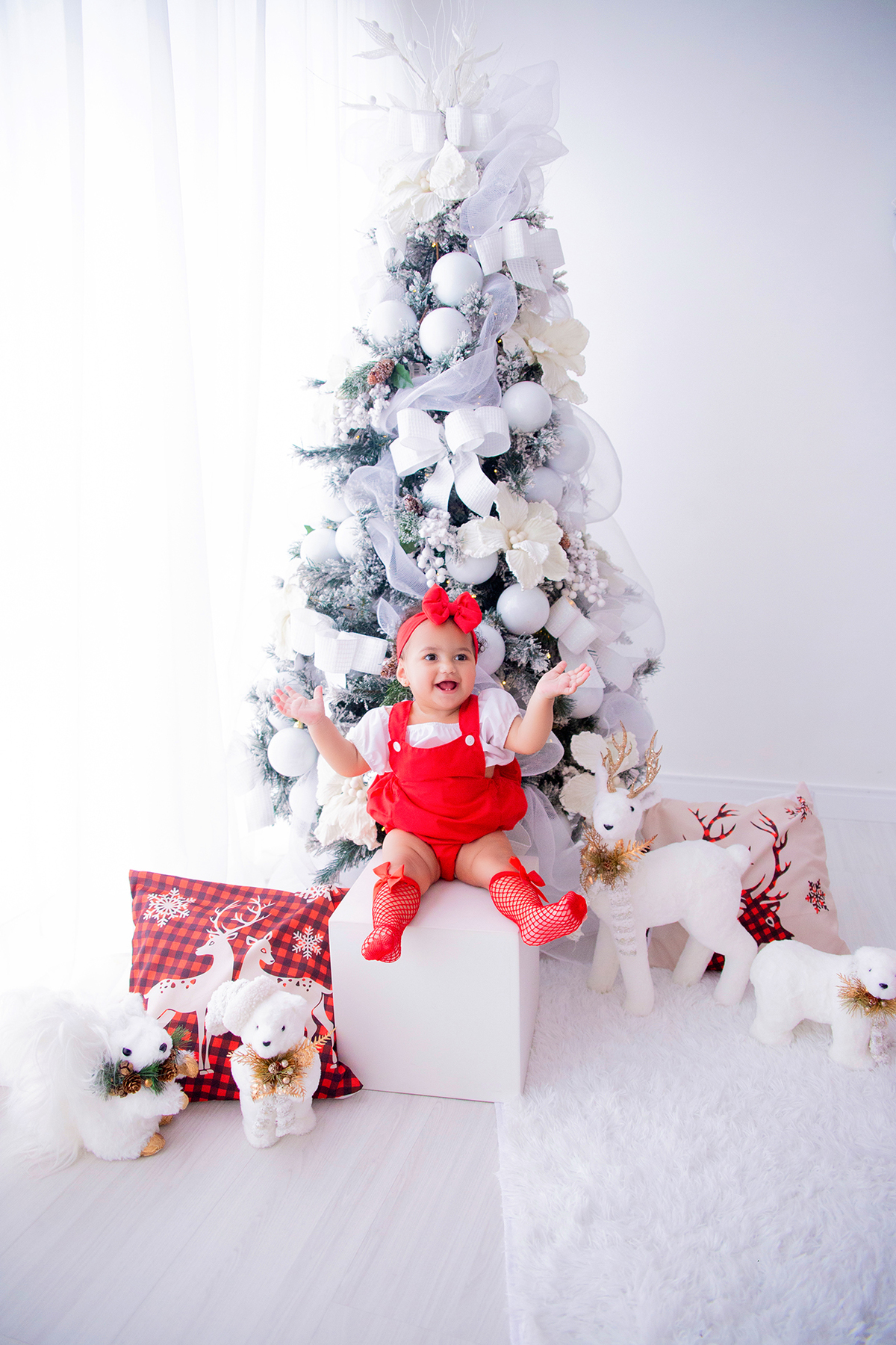 acompanhamento mensal de bebe caxias do sul figurino cenario tematico  personagem foto infantil serra gaucha fotografia familia mundo azul rosa ensaio fotografico crianca newborn baby menino menina smash the cake esmague o bolo banheira urso circo