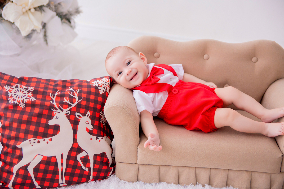 acompanhamento mensal de bebe caxias do sul figurino cenario tematico  personagem foto infantil serra gaucha fotografia familia mundo azul rosa ensaio fotografico crianca newborn baby menino menina smash the cake esmague o bolo banheira urso circo